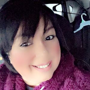 Meet your Posher, Eva